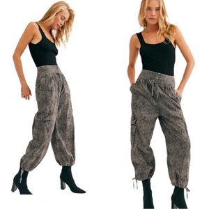 Free People Fly Away Printed Parachute Pants 6 Cargo Relaxed Harem Baggy Boho